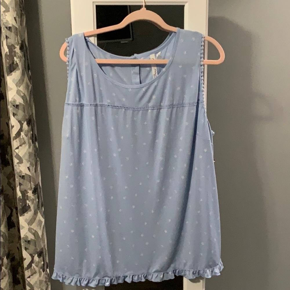 Women’s sleeveless top